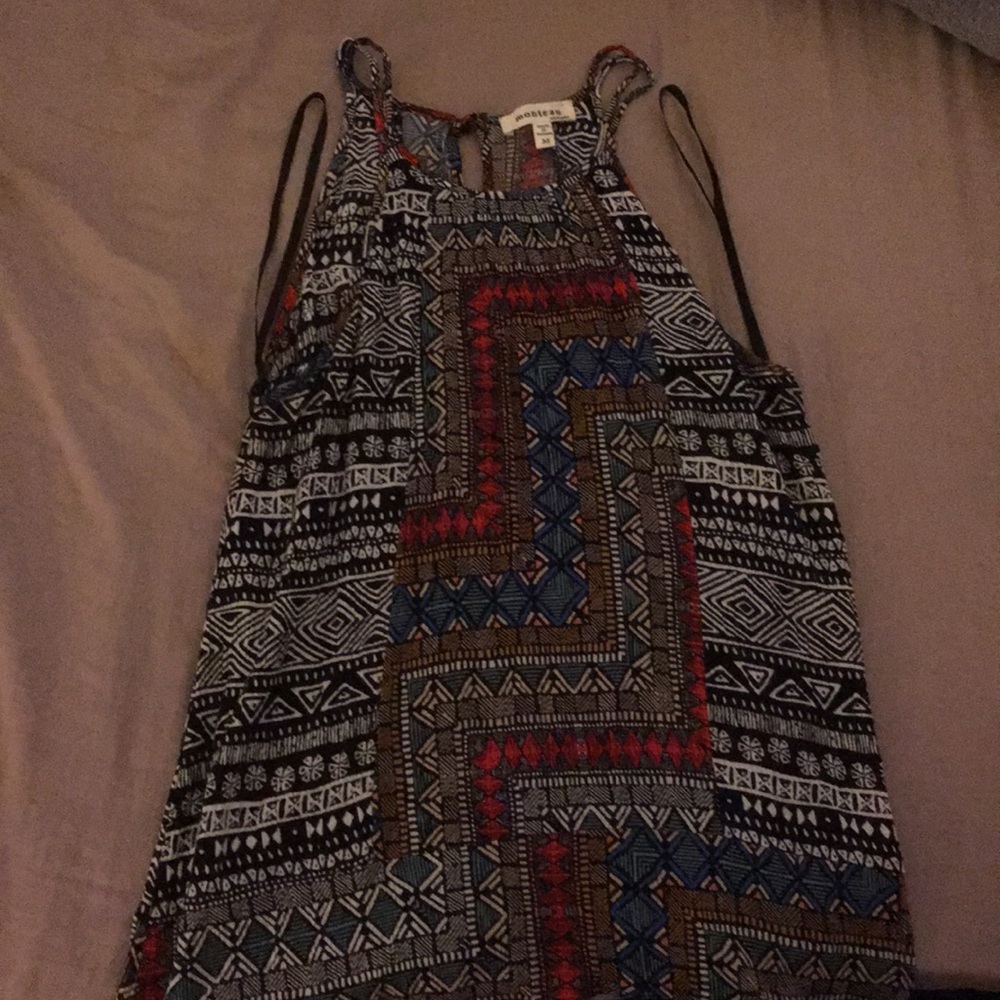 Tribal print no sleeve top